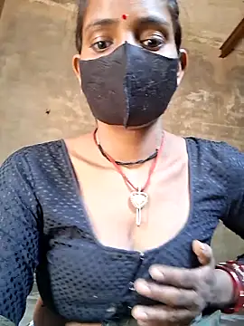 Snapshot of RAYI_Queen_3 chatting on 03.24.26 RAYI Queen 3 online show from 03.24.26