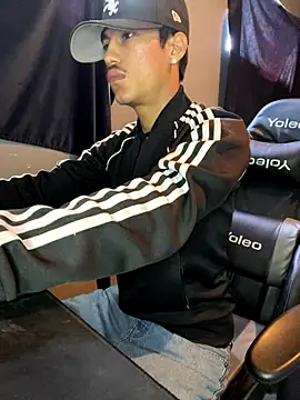 Snapshot of Osmarcito21 chatting on 10.16.25 Osmarcito21 online show from 10.16.25