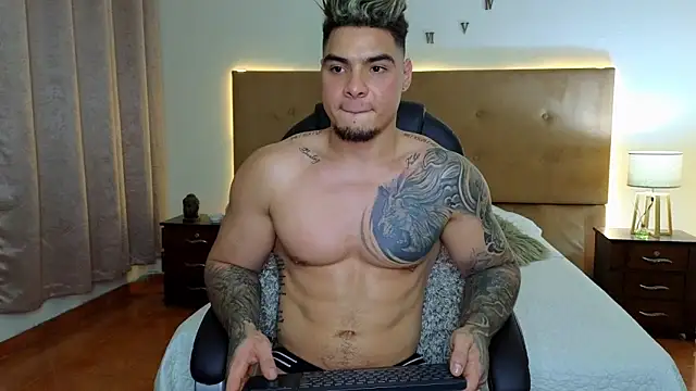 Steven Velez online show from 10.04.25