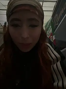 Snapshot of Sallem_Pink chatting on 03.27.26 Sallem Pink online show from 03.27.26