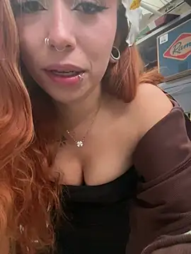 Snapshot of Sallem_Pink chatting on 06.26.26 Sallem Pink online show from 06.26.26