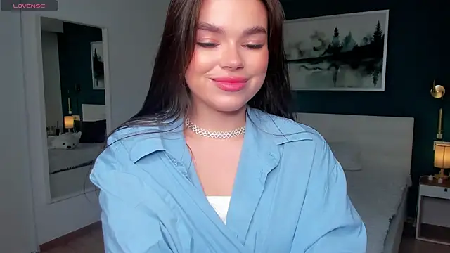 HollisHearl online show from 11.06.25