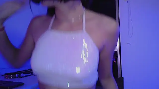 Snapshot of nina_kink chatting on 11.22.25 nina kink online show from 11.22.25