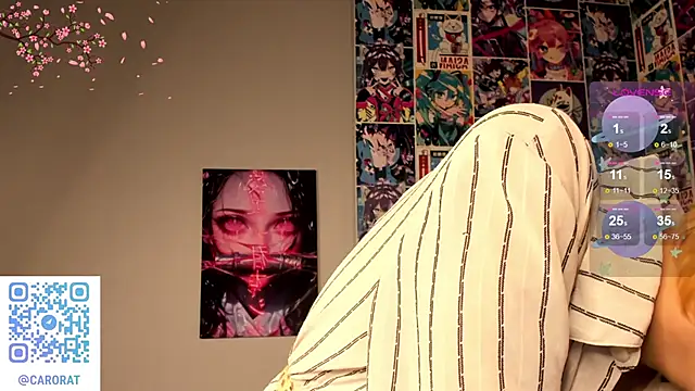 Snapshot of CarolineRichter chatting on 10.05.25 CarolineRichter online show from 10.05.25