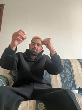 Snapshot of Nonsoilmionome89 chatting on 10.26.25 Nonsoilmionome89 online show from 10.26.25