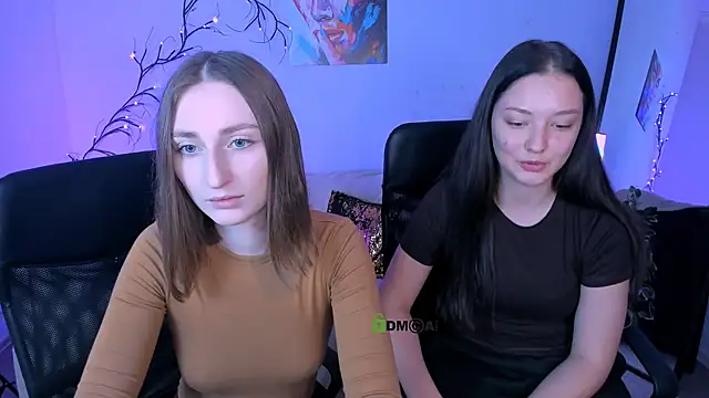 eva smiith  online show from 10.14.25