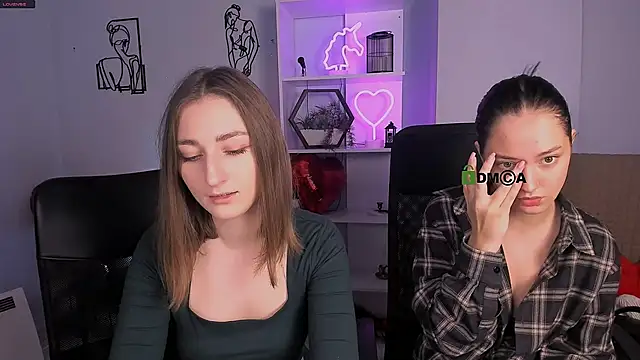 eva smiith  online show from 11.28.25