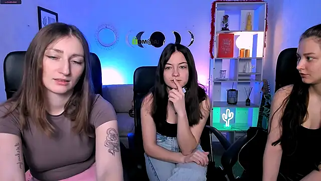 eva smiith  online show from 02.26.26