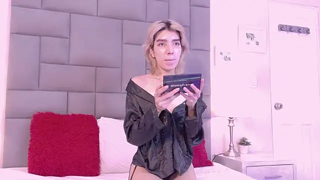 Noah Bells online show from 12.15.25