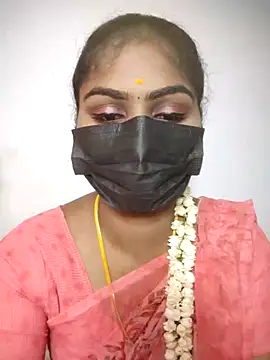 Snapshot of Tamil_Princess12 chatting on 04.21.26 Tamil Princess12 online show from 04.21.26