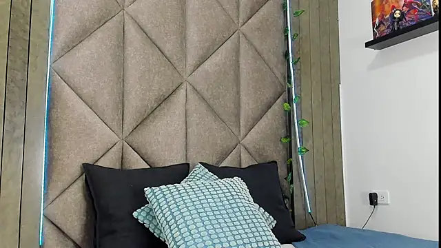 RiriiBrunette   online show from 10.17.25