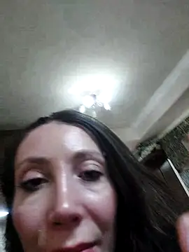 HellaryTourent online show from 10.22.25