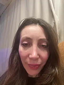 HellaryTourent online show from 02.01.26