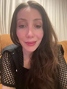 HellaryTourent online show from 03.04.26