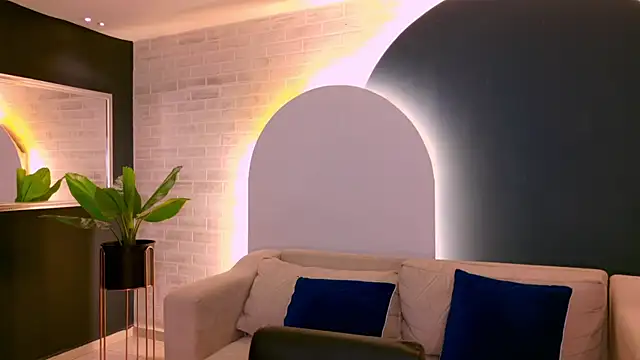 AgathaKondo  online show from 11.14.25