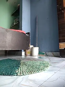 RAYI Queen 4 online show from 04.07.26