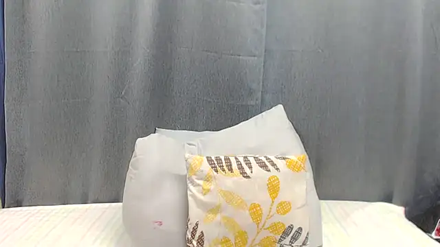 HornyEbony4u online show from 10.29.25