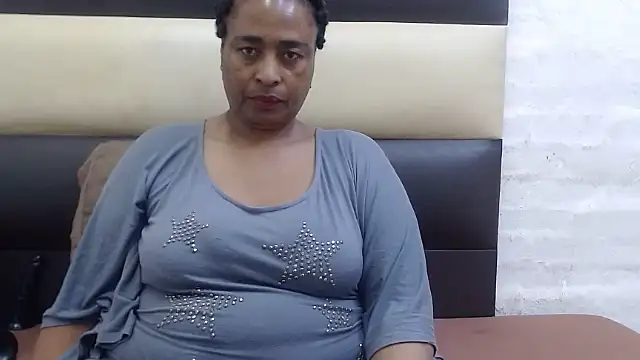 Snapshot of AFRICANBOOTYLICIOUSxxx chatting on 10.09.25 AFRICANBOOTYLICIOUSxxx online show from 10.09.25