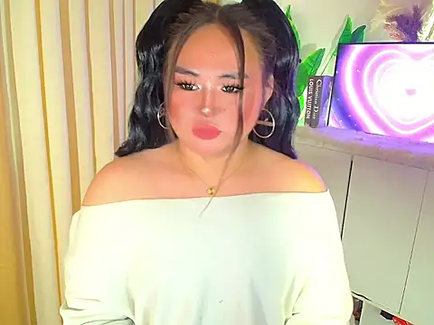 Snapshot of ursexy_ceciliaxx chatting on 06.06.26 ursexy ceciliaxx online show from 06.06.26