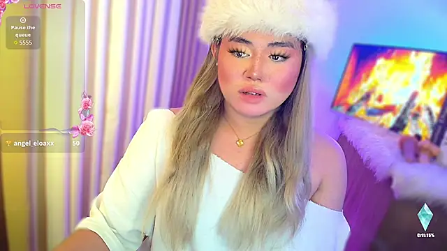 Snapshot of ursexy_ceciliaxx chatting on 07.23.26 ursexy ceciliaxx online show from 07.23.26