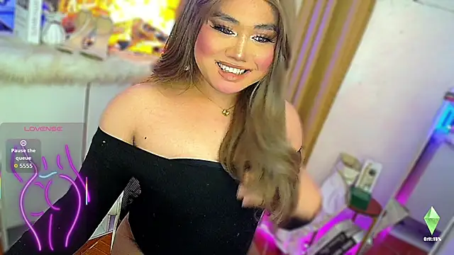Snapshot of ursexy_ceciliaxx chatting on 07.30.26 ursexy ceciliaxx online show from 07.30.26