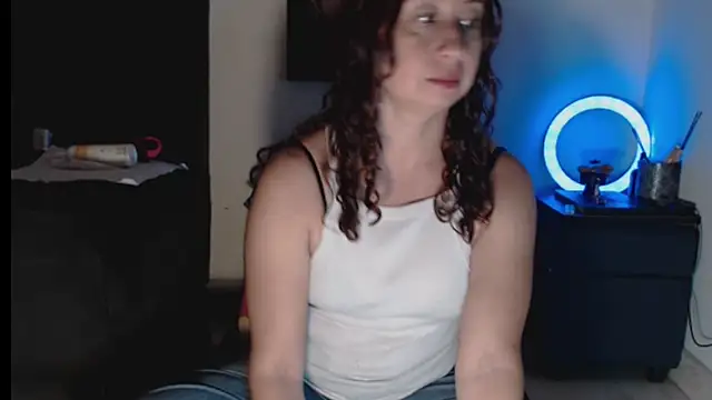 Snapshot of Milf_Valeria chatting on 02.03.26 Milf Valeria online show from 02.03.26