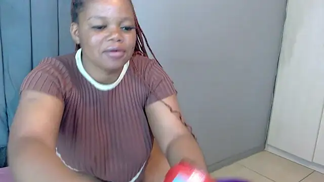 Snapshot of ChubbyBuddyxXx chatting on 05.11.26 ChubbyBuddyxXx online show from 05.11.26