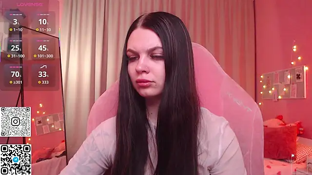 Snapshot of Michela_Fruet chatting on 05.24.26 Michela Fruet online show from 05.24.26