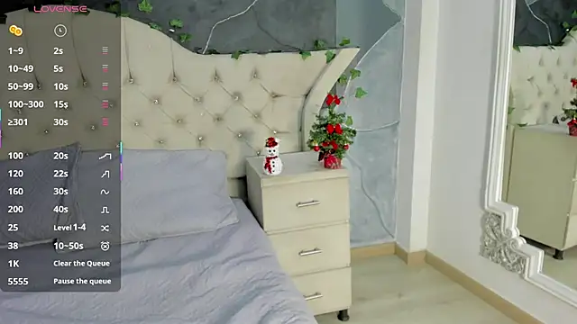 AmbarFoxx  online show from 11.30.25