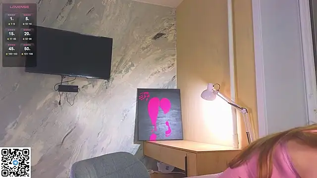 miss bubbles  online show from 11.13.25