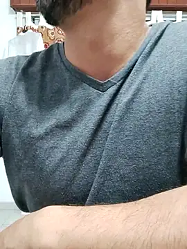 Bradd 32 online show from 11.12.25