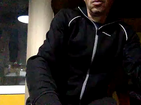 Snapshot of adiluci1 chatting on 11.23.25 adiluci1 online show from 11.23.25