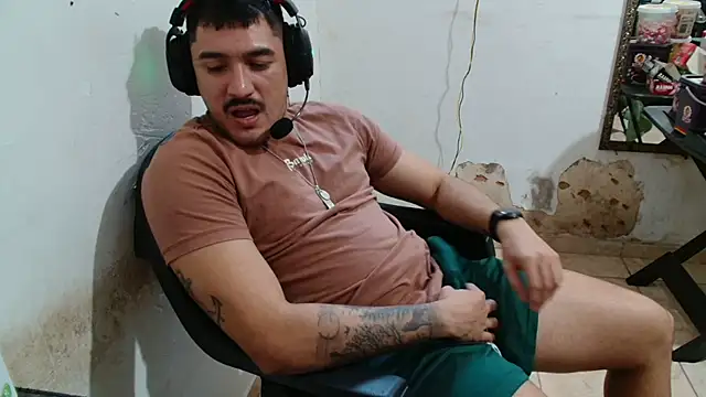 Snapshot of Leonino231 chatting on 09.16.25 Leonino231 online show from 09.16.25