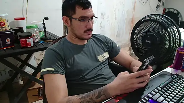 Snapshot of Leonino231 chatting on 01.16.26 Leonino231 online show from 01.16.26