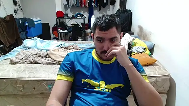 Snapshot of Leonino231 chatting on 02.25.26 Leonino231 online show from 02.25.26