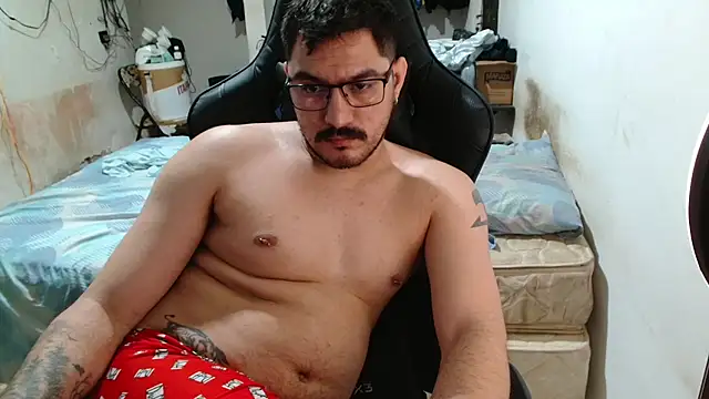 Snapshot of Leonino231 chatting on 06.27.26 Leonino231 online show from 06.27.26