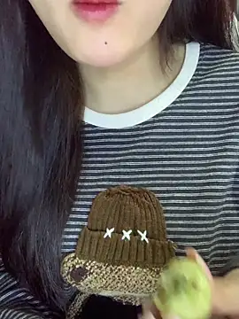 Linhtruong  online show from 12.22.25