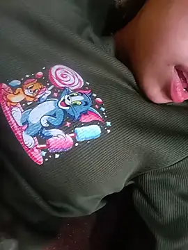 Daisygirl9 online show from 10.25.25