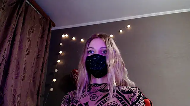 Snapshot of Iris_lave chatting on 02.14.26 Iris lave online show from 02.14.26