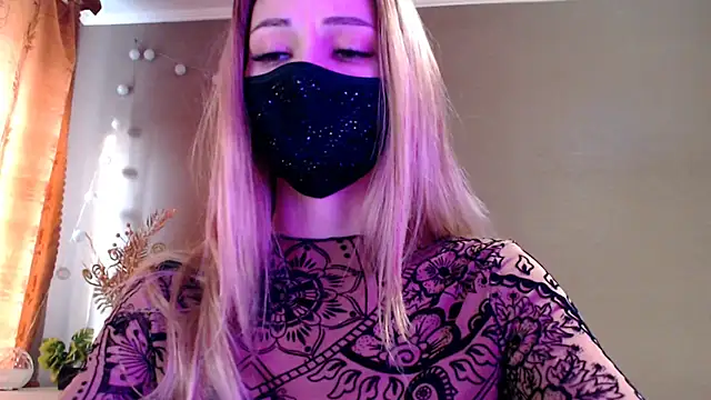 Iris lave online show from 03.15.26