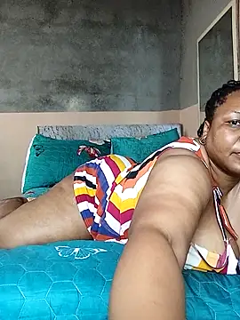 Snapshot of Moretl chatting on 02.22.26 Moretl online show from 02.22.26