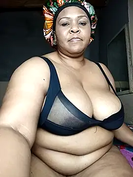 Snapshot of Moretl chatting on 03.13.26 Moretl online show from 03.13.26