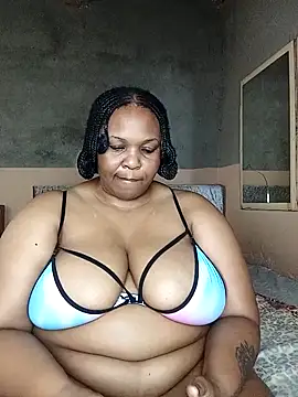 Snapshot of Moretl chatting on 04.10.26 Moretl online show from 04.10.26