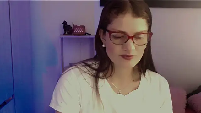Snapshot of Camila-ventura chatting on 05.31.26 Camila-ventura online show from 05.31.26