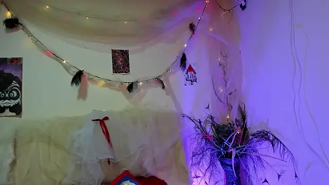  viollette  online show from 12.18.25