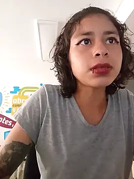 Tendercouple1 online show from 12.04.25