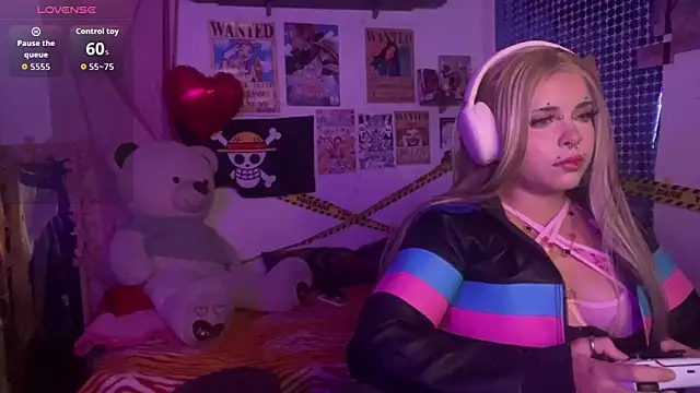 PixelKitty  online show from 04.23.26