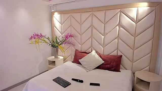 BarbieMonet online show from 12.20.25