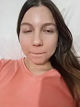 Arianna Moss online show from 10.08.25