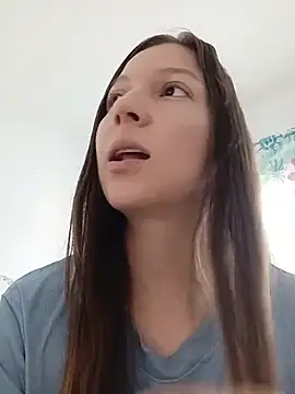 Snapshot of Arianna_Moss chatting on 06.19.26 Arianna Moss online show from 06.19.26
